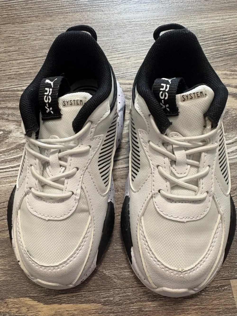PUMA RS-X Black and White Running Sneakers 8 NWOT